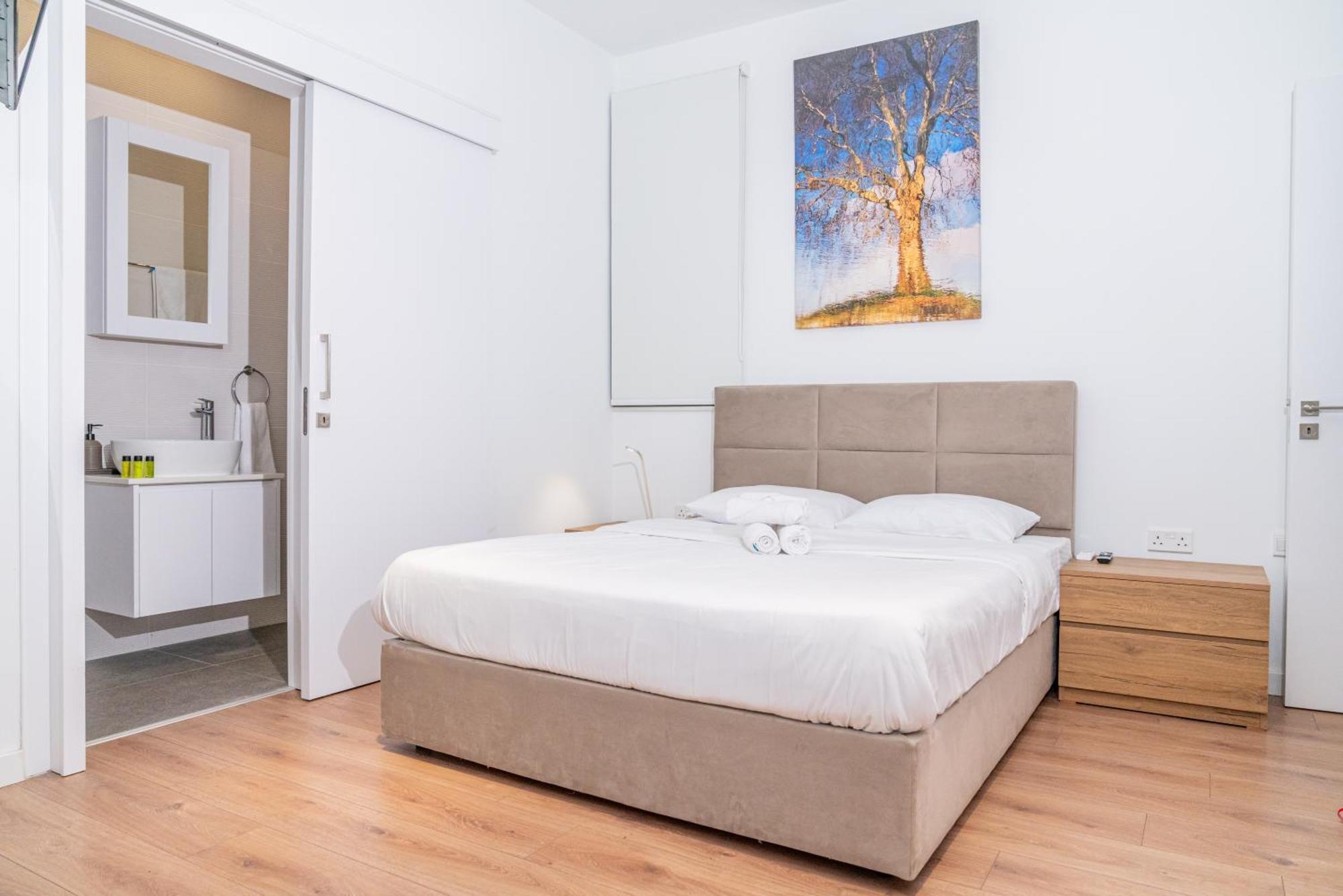 Venus Apartment Larnaca Ngoại thất bức ảnh