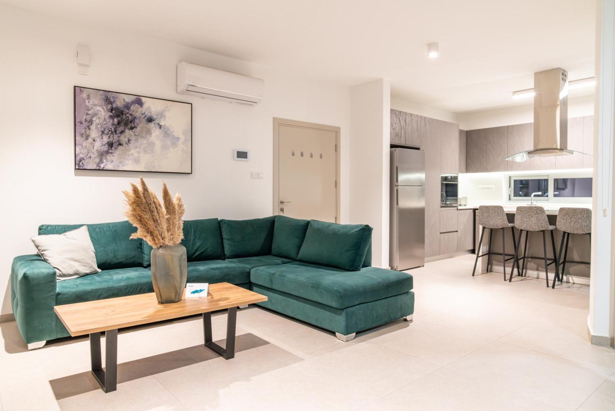 Venus Apartment Larnaca Ngoại thất bức ảnh